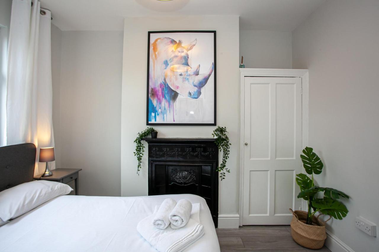 The Safari House - Your Ultimate Relaxation Destination 맨체스터 외부 사진
